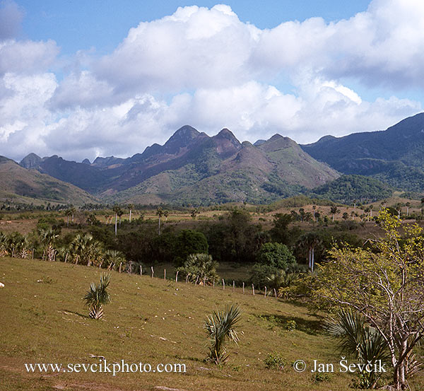Photo of  pohoří Escambray mountains gebirge